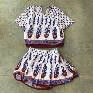 Fashion nova two piece ( top and shorts) 🥀